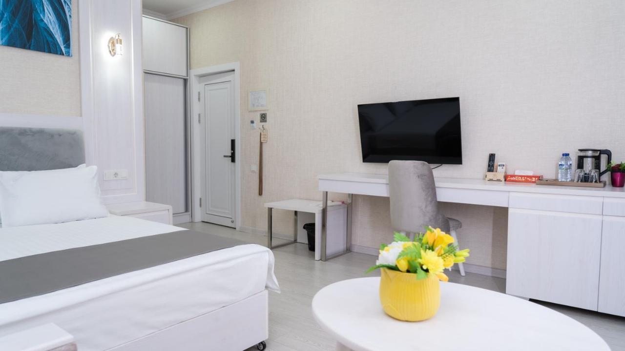 Moffah Grand Hotel Tashkent Esterno foto