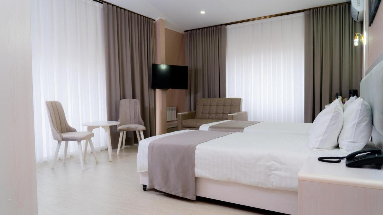 Moffah Grand Hotel Tashkent Esterno foto